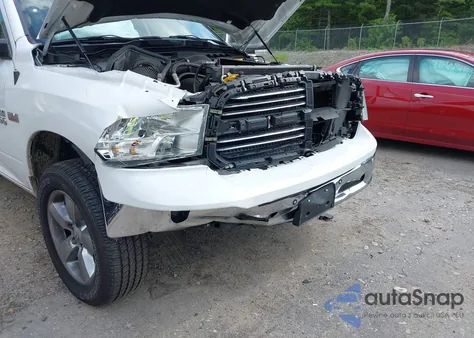 2017 Ram 1500 Big Horn 4X4 5'7 Box z USA, uszkodzony, nr VIN 3C6RR7LT0HG594194